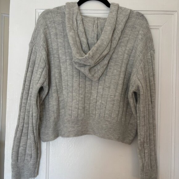 M+P+E Cropped Hooded Button-Up Cardigan — NWT - Picture 2 of 3